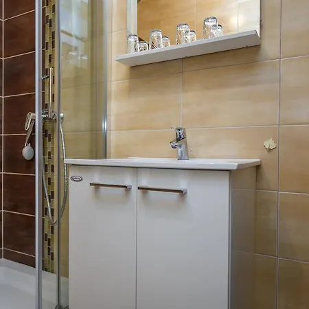 Апартаменти Adriatic - Stobrec