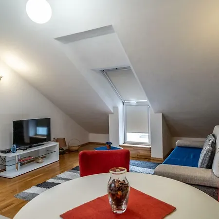 Апартаменти Adriatic - Stobrec